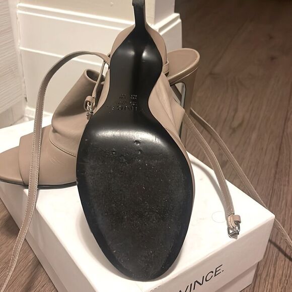 VINCE Sandals - size 40 - Picture 3 of 4